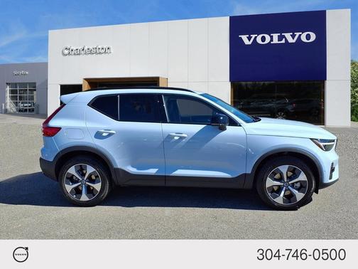 2026 Volvo XC40 B5 Plus