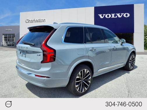 2026 Volvo XC90 B6 Plus 7-Seater