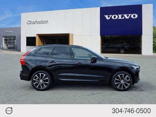 2023 Volvo XC60 B5 AWD Plus Dark