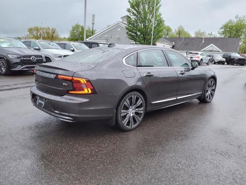 2022 Volvo S90 B6 AWD Inscription