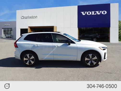 2025 Volvo XC60 Plug-In Hybrid T8 Core