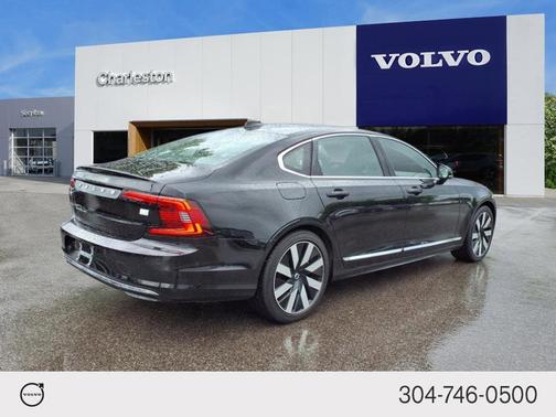 2024 Volvo S90 Recharge Plug-In Hybrid T8 Ultimate