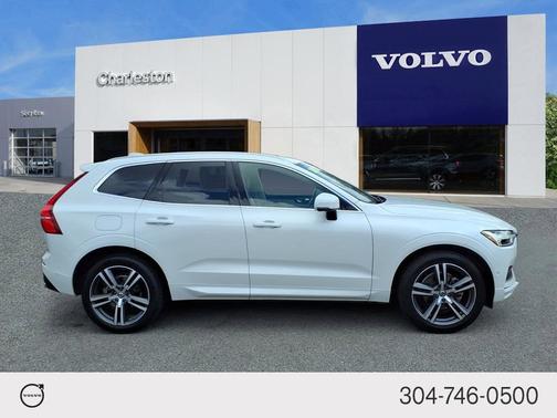 2019 Volvo XC60 T5 Momentum