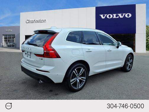 2019 Volvo XC60 T5 Momentum
