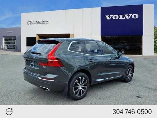 Pine Gray Metallic 2021 Volvo XC60 T5 Inscription