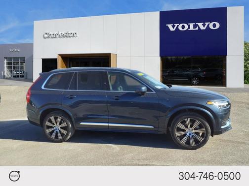 2025 Volvo XC90 B6 Plus 7-Seater