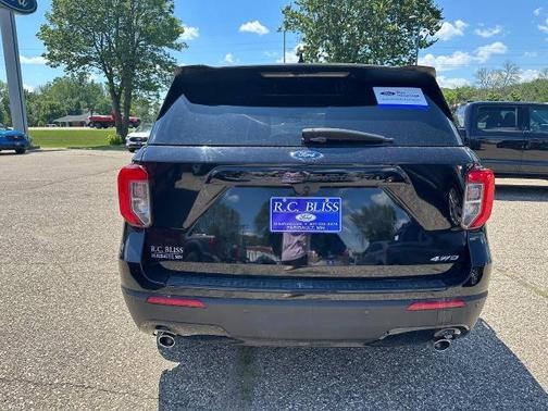 2022 Ford Explorer ST-LINE