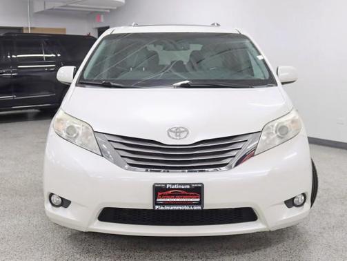 2015 Toyota Sienna XLE