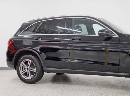 Black 2022 Mercedes-Benz GLC 300 4MATIC