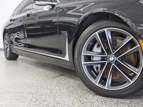 2020 BMW 750 i xDrive