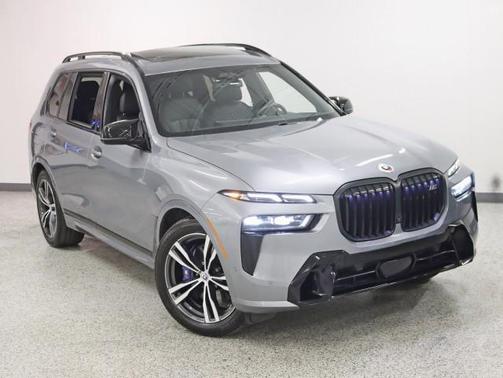 2023 BMW X7 M60i