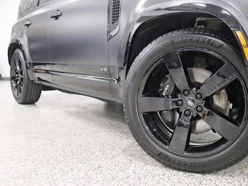 2023 Land Rover Defender 110 Carpathian Edition