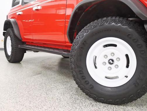 2024 Ford Bronco Heritage Edition