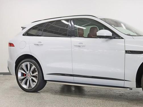 2018 Jaguar F-PACE S
