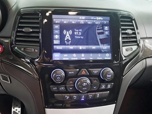 Diamond Black Crystal Pearlcoat 2021 Jeep Grand Cherokee Trackhawk