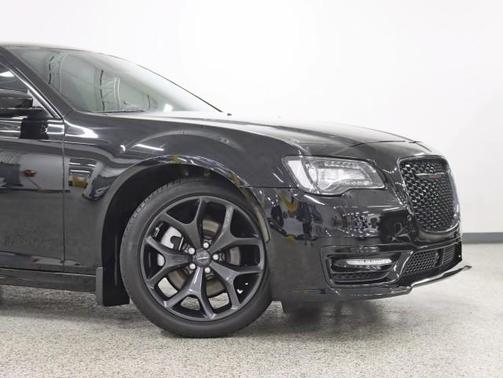 Gloss Black 2022 Chrysler 300 S