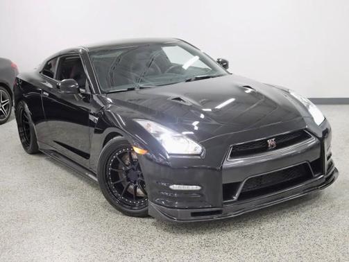 2014 Nissan GT-R Black Edition