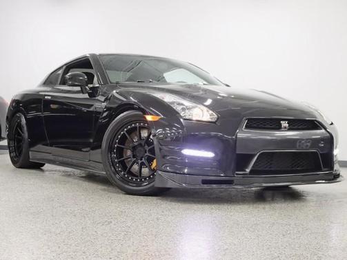 2014 Nissan GT-R Black Edition