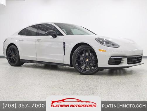 2018 Porsche Panamera 4S