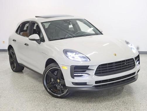 2023 Porsche Macan Pano Nav Back Up Camera Leather Loaded