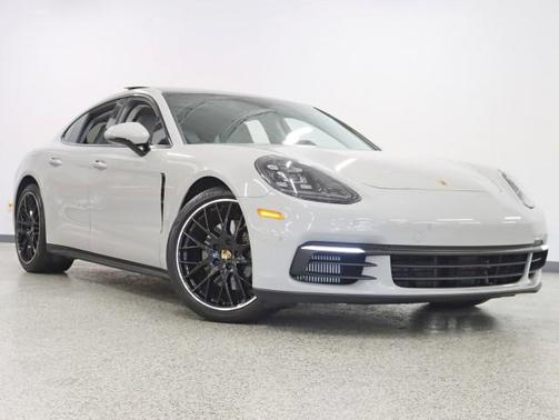 2018 Porsche Panamera 4S