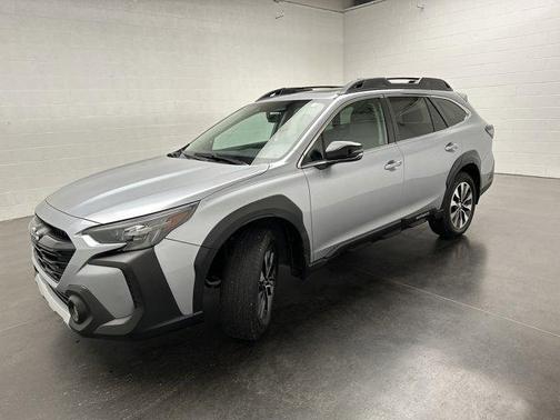 Ice Silver Metallic 2024 Subaru Outback Limited