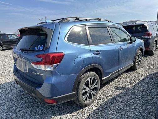 Horizon Blue Pearl 2021 Subaru Forester Limited