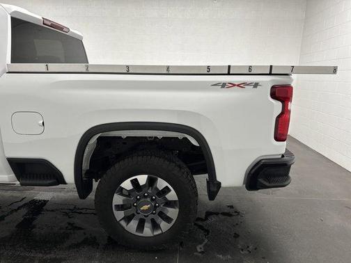 2022 Chevrolet Silverado 2500 Custom