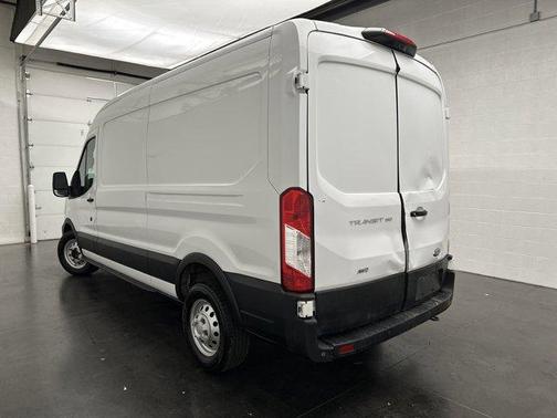 2022 Ford Transit-150 Base