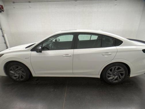 2024 Subaru Legacy Sport