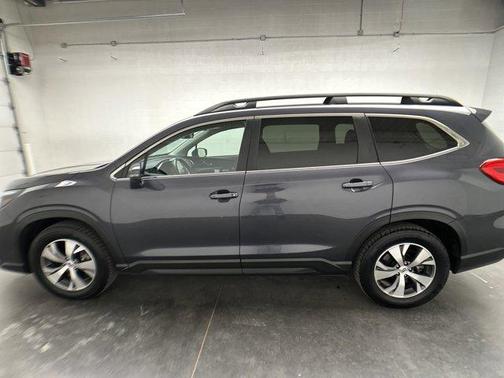 2023 Subaru Ascent Premium 8-Passenger