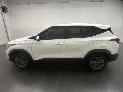 2023 Kia Seltos LX