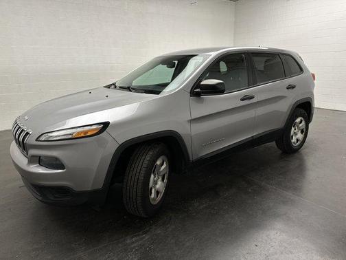 2015 Jeep Cherokee Sport