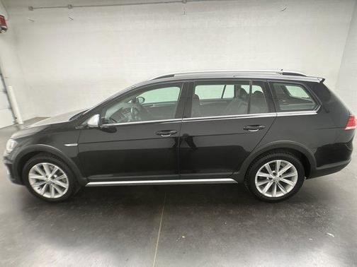 2019 Volkswagen Golf Alltrack TSI S