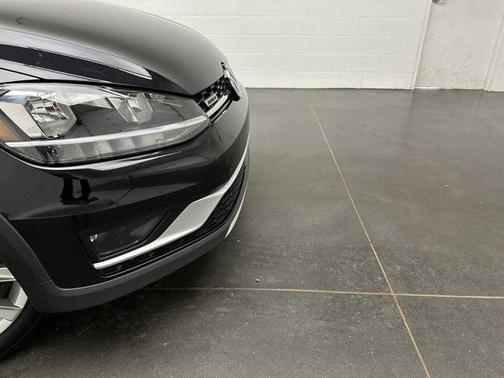 2019 Volkswagen Golf Alltrack TSI S