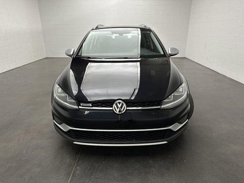 2019 Volkswagen Golf Alltrack TSI S
