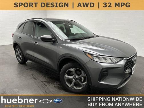 Carbonized Gray Metallic 2025 Ford Escape ST-Line