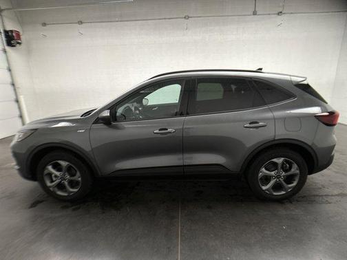 Carbonized Gray Metallic 2025 Ford Escape ST-Line
