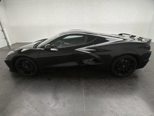 2022 Chevrolet Corvette Stingray w/1LT