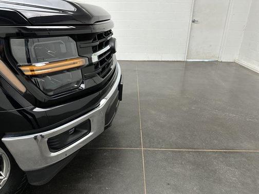 Agate Black Metallic 2024 Ford F-150 XLT
