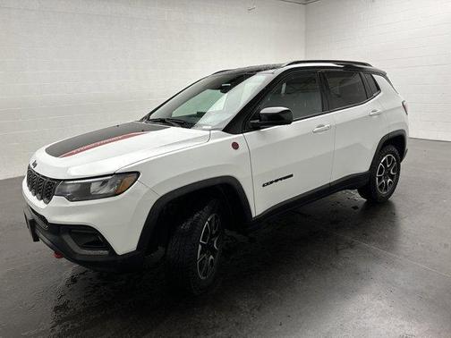 2024 Jeep Compass Trailhawk