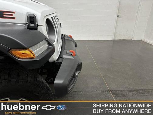 Bright White Clearcoat 2021 Jeep Gladiator Mojave