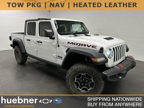 Bright White Clearcoat 2021 Jeep Gladiator Mojave