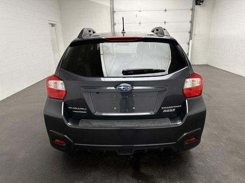 Dark Gray Metallic 2017 Subaru Crosstrek 2.0i Premium