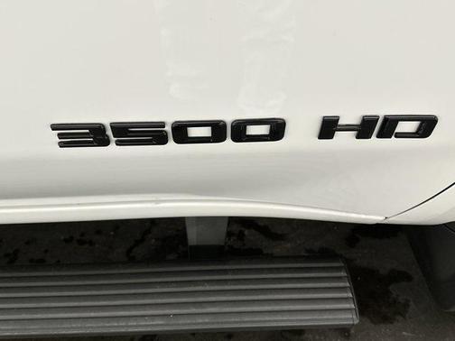 Summit White 2024 Chevrolet Silverado 3500 WT