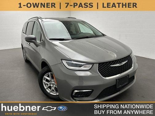 2022 Chrysler Pacifica Touring-L