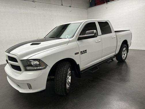 Bright White Clearcoat 2016 RAM 1500 Sport