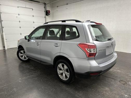 2016 Subaru Forester 2.5i