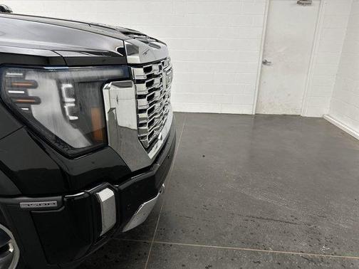 2024 GMC Sierra 3500 Denali