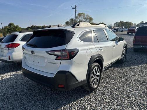 2023 Subaru Outback Premium